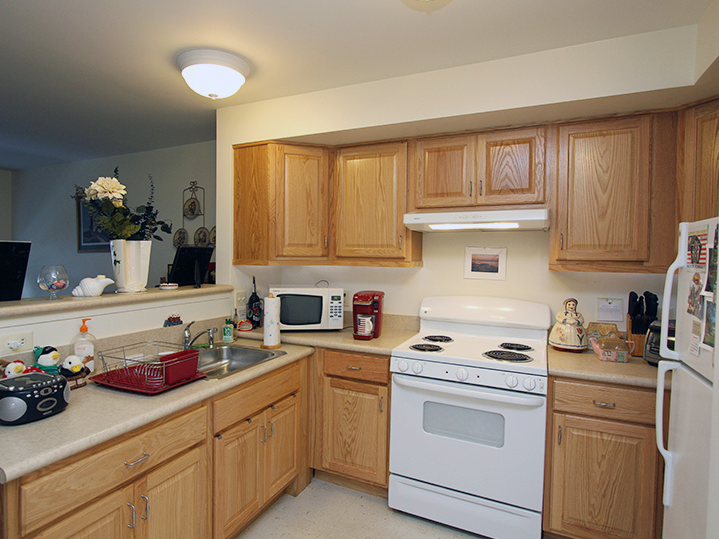 Ridge Oak II Senior Apartments 35 Lindbergh Ln , Basking Ridge, NJ