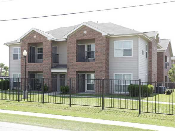 Freeport Oaks Apartments