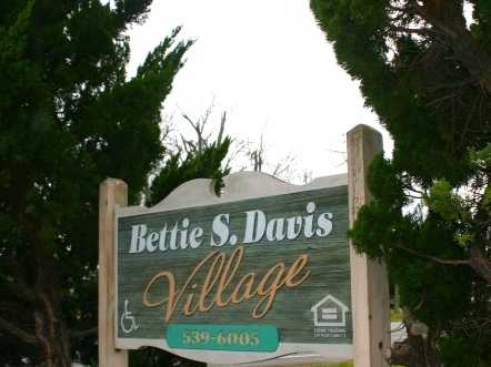 Bettie Davis Apartments