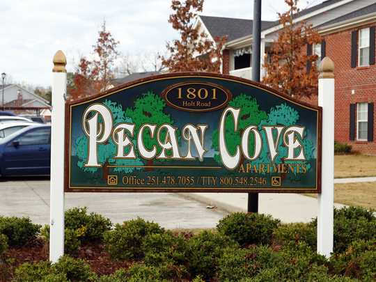 Pecan Cove Apartments Mobile